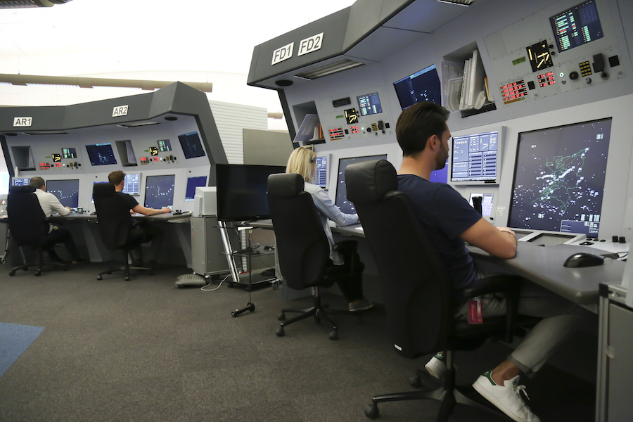 5 Things You Might Not Know About Air Traffic Controllers - The