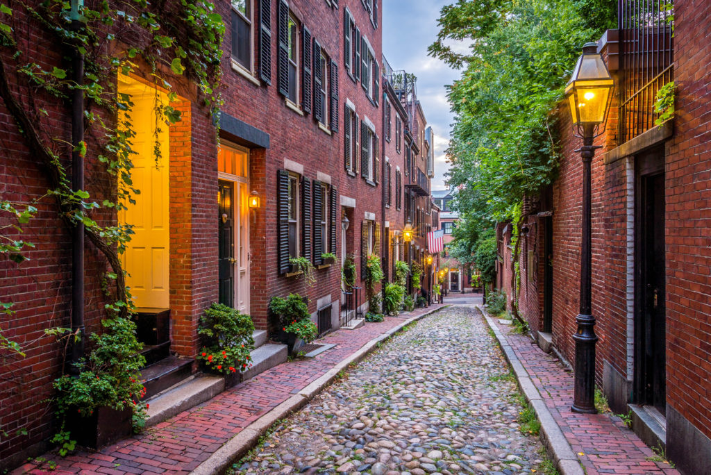 Acorn street in Beacon Hill, Boston