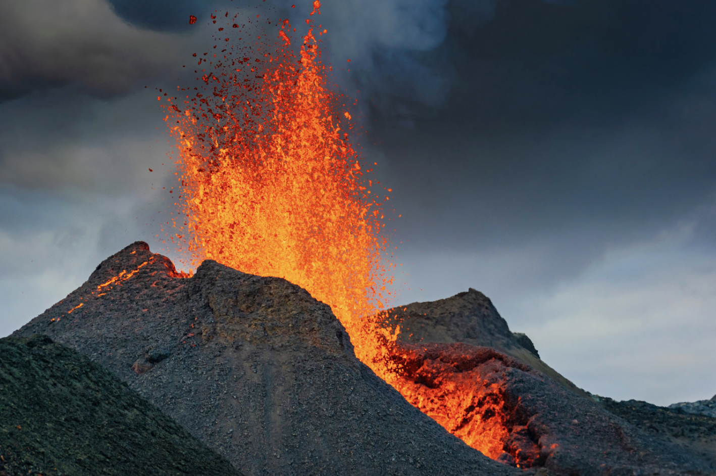 Cover Image for ¿Comenzará una nueva era volcánica? Resurgimiento de la Falla Islandesa después de 800 años.