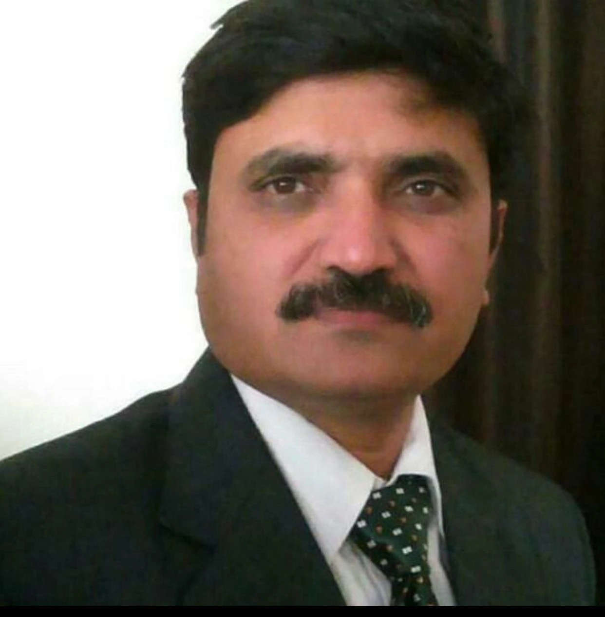 Dr. Shriniwas Gujjarwar