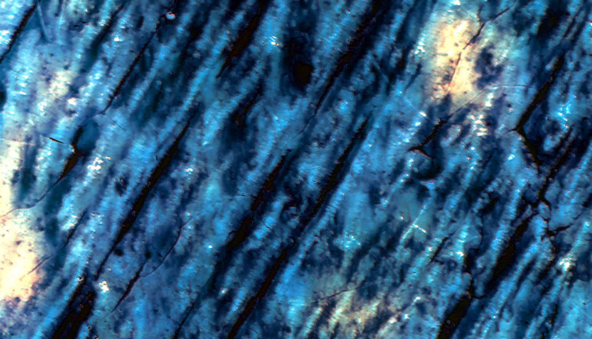 NIR false colour of high-reflectance surface deposits on paint