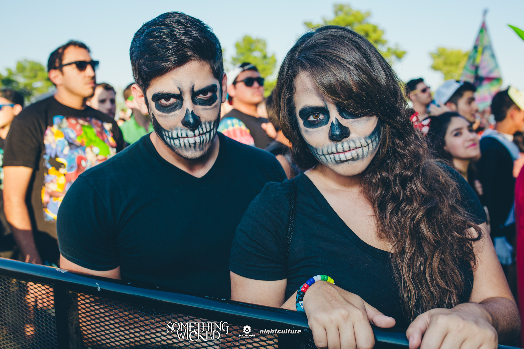 fans with wicked face paint