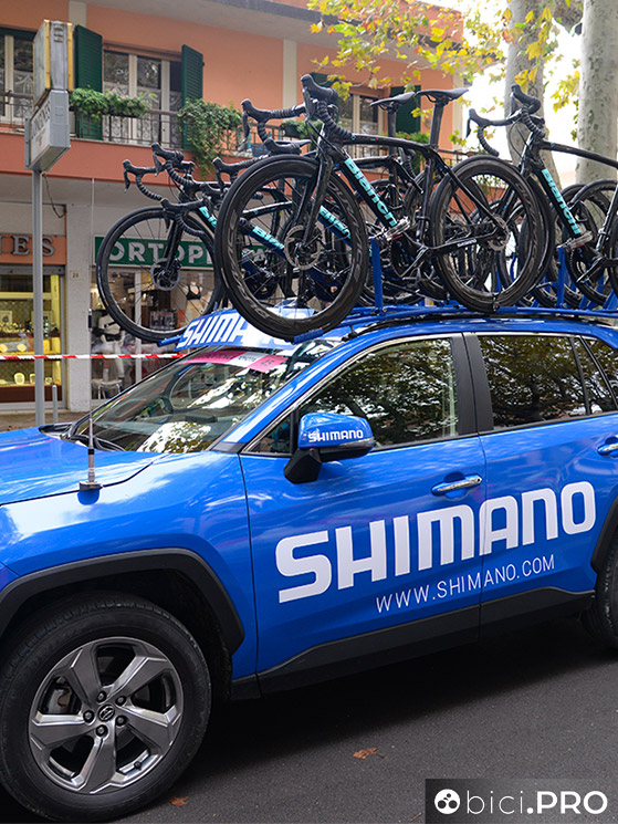 Toyota, cambio ruote Shimano, Giro d'Italia 2020