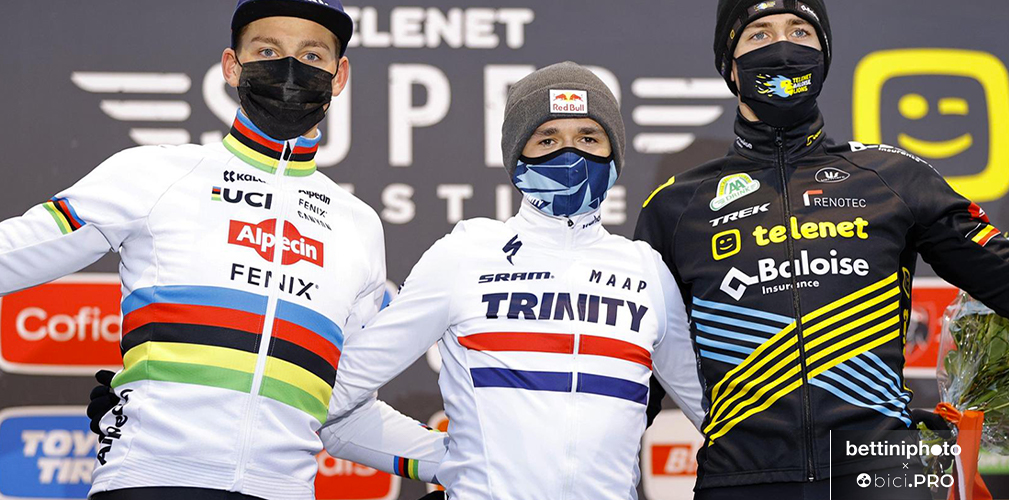 Mathieu Van der Poel, Thomas Pidcock, Toon Aerts,Superprestige, Gavere, 2020