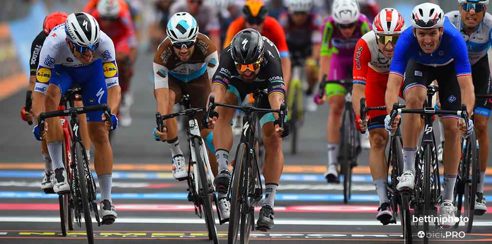 Giro d'Italia 2020, Villafranca Tirrena, Arnaud Demare (FRA - Groupama - FDJ) - Peter Sagan (SVK - Bora - Hansgrohe) - Davide Ballerini (ITA - Deceuninck - Quick Step)