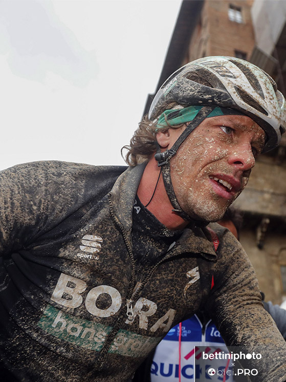 Daniel Oss arrivo Strade Bianche 2018