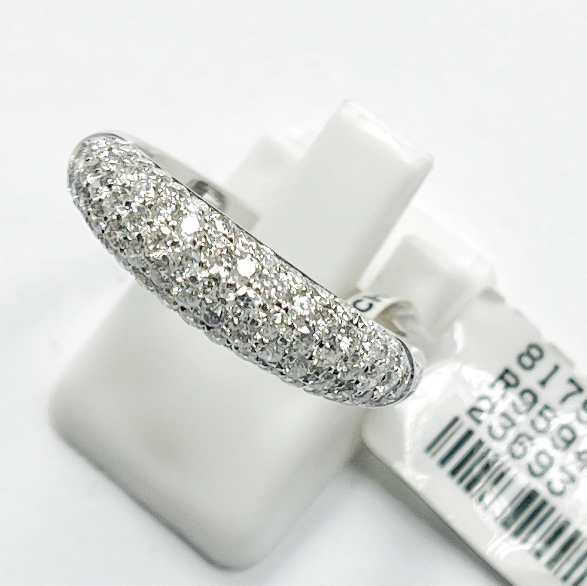 18K Diamond Ring