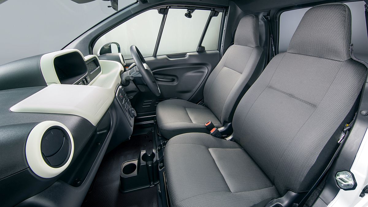 toyota C+pod