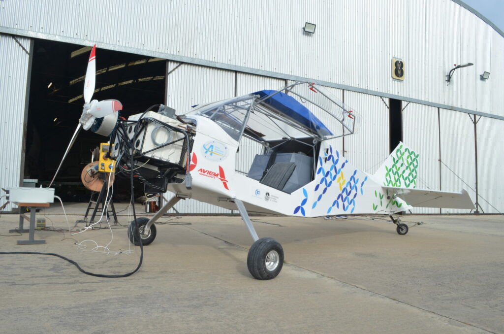 avión eléctrico