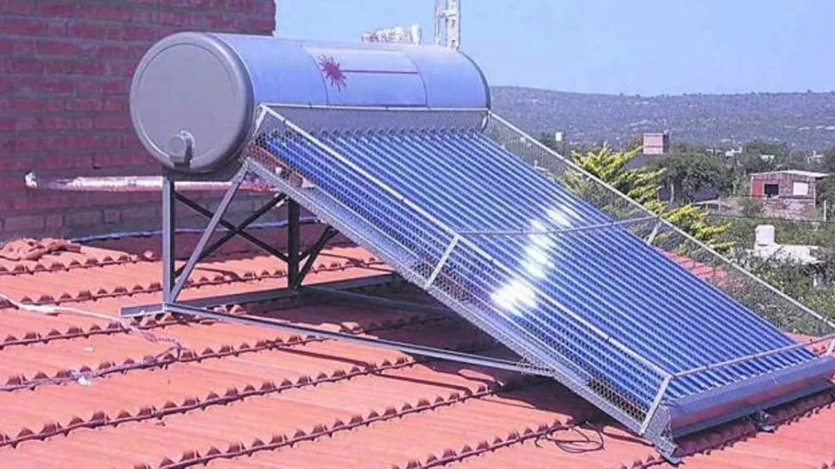Instalarán termotanques solares en escuelas rurales de Buenos Aires.
