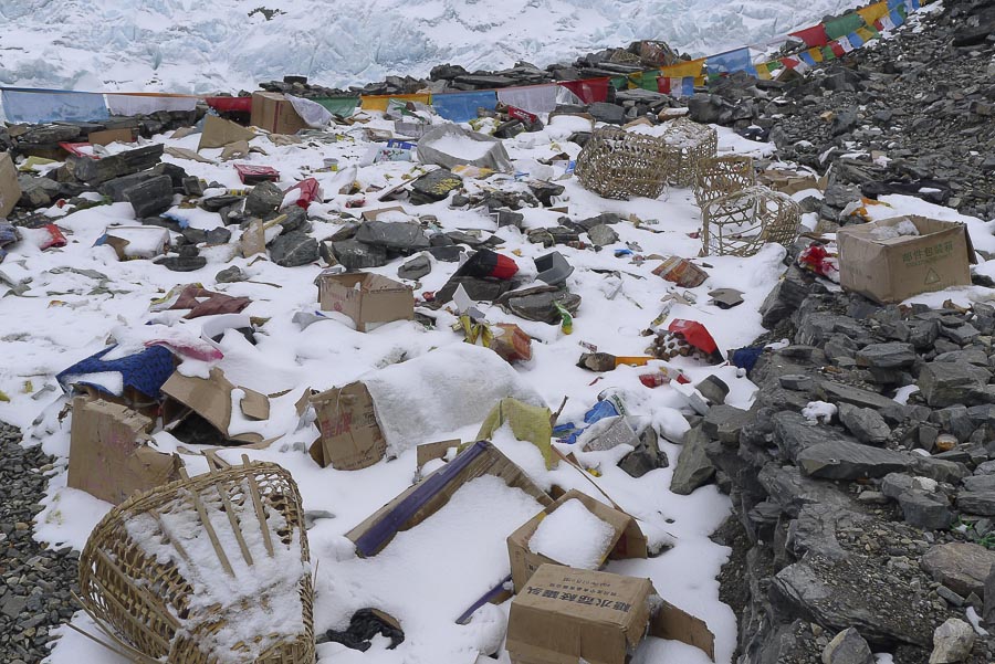 residuos en el everest