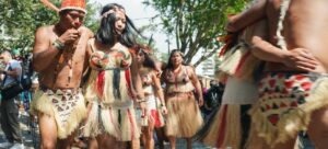 Cortesía Ministerio de Ambiente y Desarrollo Sostenible de Colombia. Danza del Carrizo interpretada por el pueblo indígena Cubeo en la COP16.