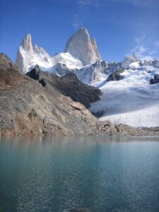 El Chaltén, un lugar único que combina aventura con naturaleza. Foto: Wikipedia.