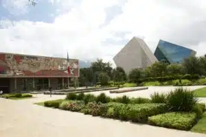 El Tecnológico de Monterrey se suma a las universidades verdes. Foto: Wikipedia.