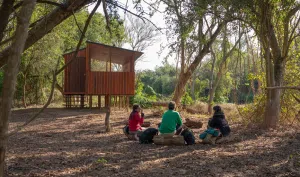 The trail "La Huella", within El Impenetrable in Chaco, offers places to rest without affecting the environment. Photo: El Impenetrable.