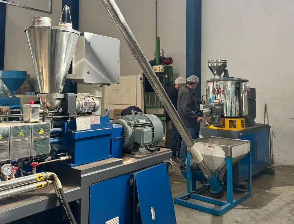 The production of biodegradable bags from a regional raw material reduces import costs and environmental impact. Photo: CONICET.