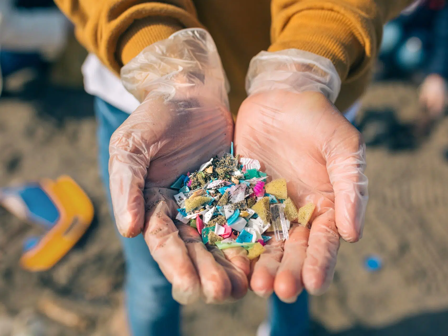 microplastics in the sea