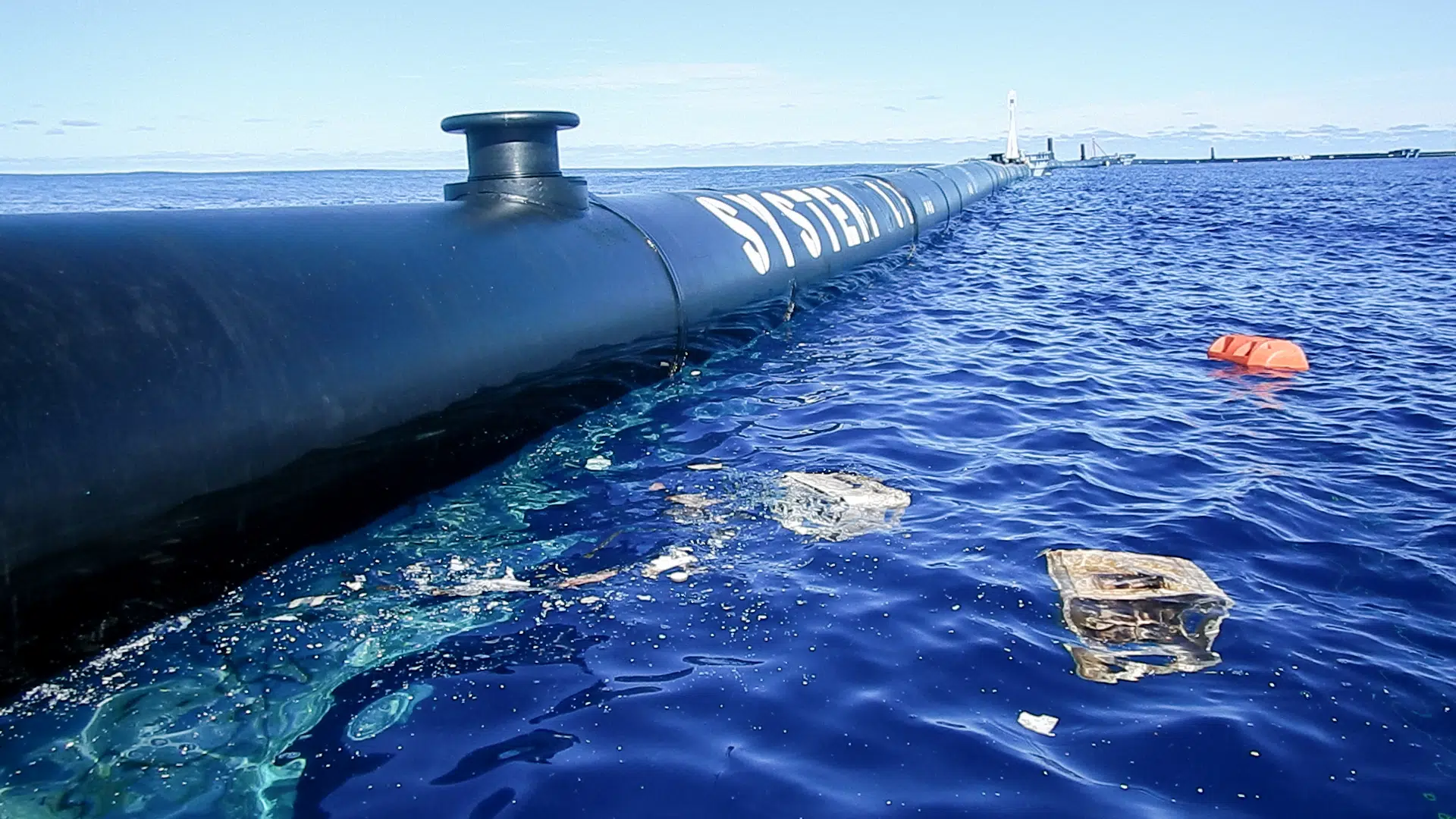 The largest vacuum cleaner on the planet: a system to clean plastic pollution from the Pacific Ocean