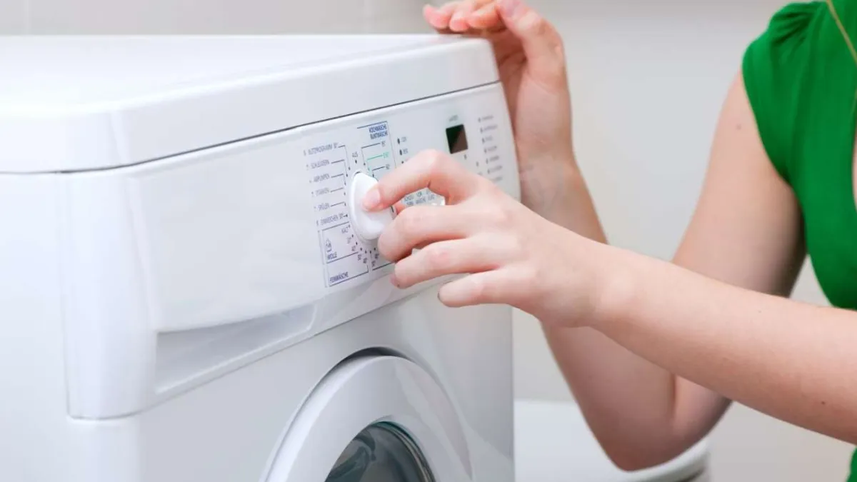 Australian researchers develop an innovative filter that captures microplastics from washing machine wastewater