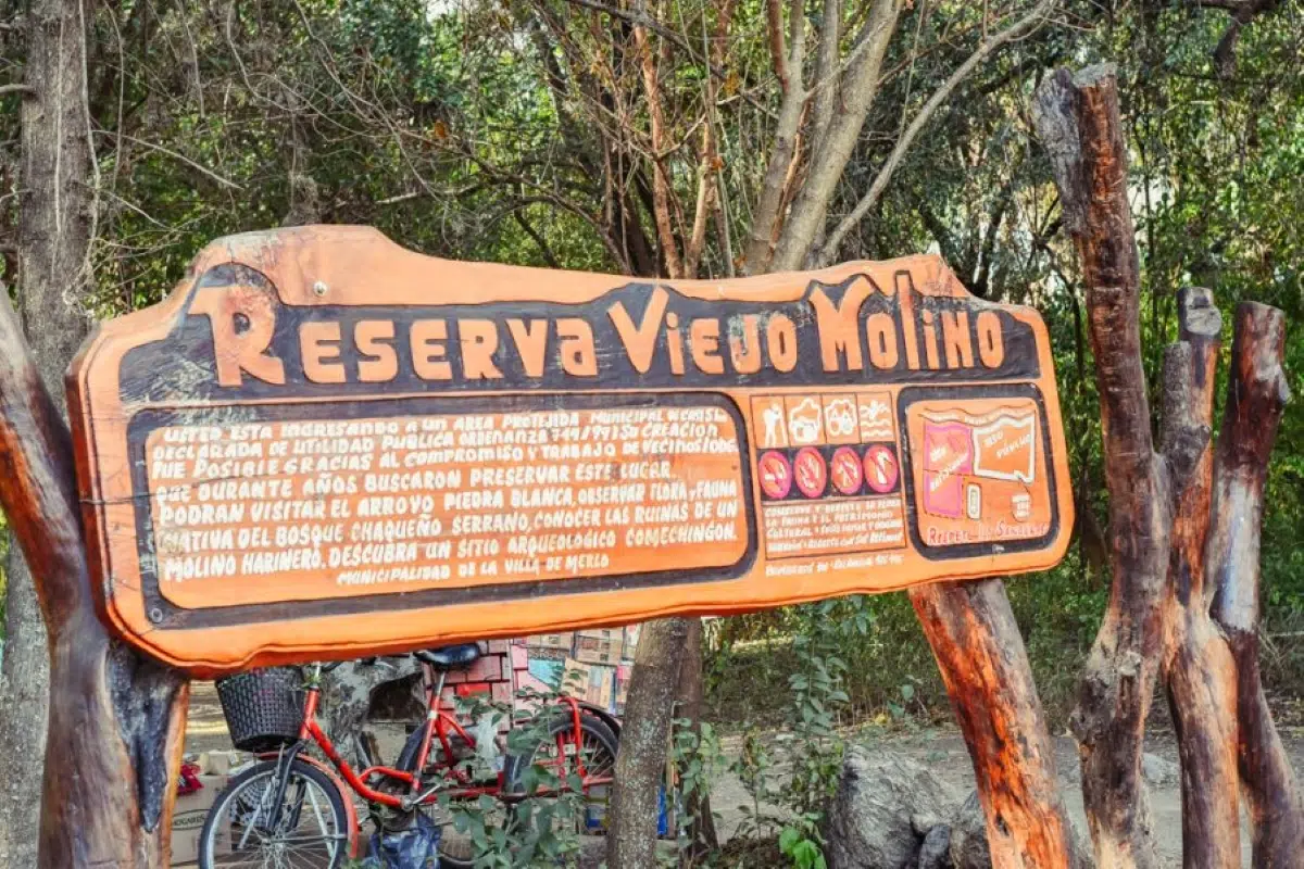 Interpretive Tours at Viejo Molino Reserve: Environmental Education and Ecotourism in the Heart of Merlo