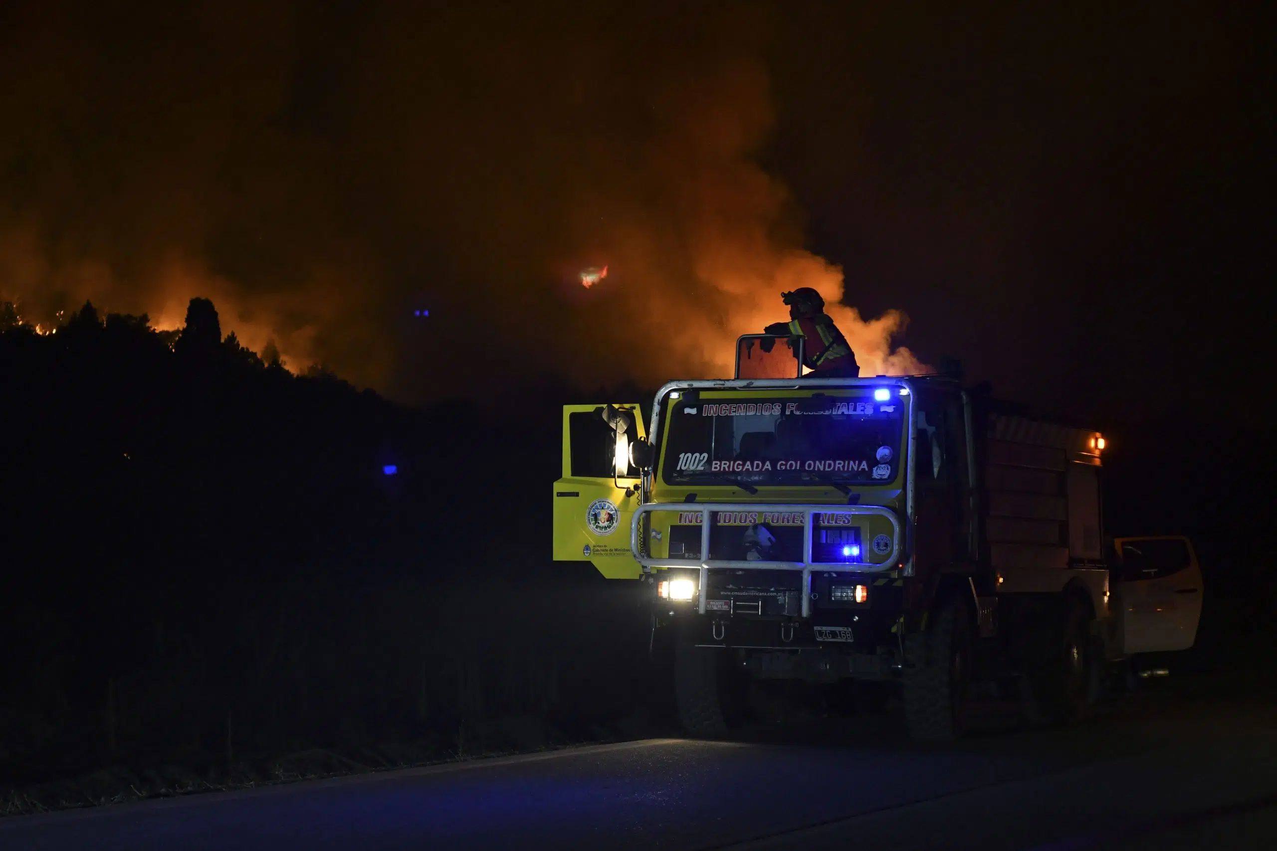 The Province of Buenos Aires sends aid to Patagonia in response to the emergency caused by fires: adds brigades and heavy equipment