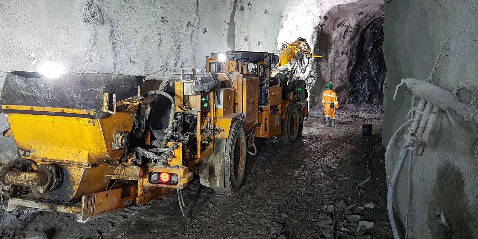 Ecuador approves mining law: government defends investment, indigenous communities denounce extractivism