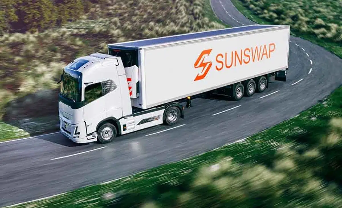 Solar-powered logistics: a refrigerated truck traveled 1600 km in Australia without using diesel