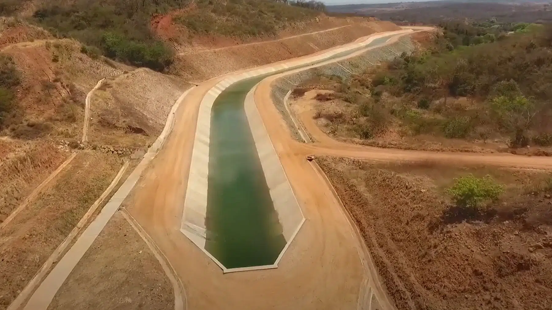 Brazil builds a 145 km artificial river to combat drought