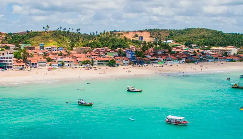 The natural pools and marine biodiversity make Maragogi an ecological paradise in Brazil. Photo: El Kaminante.