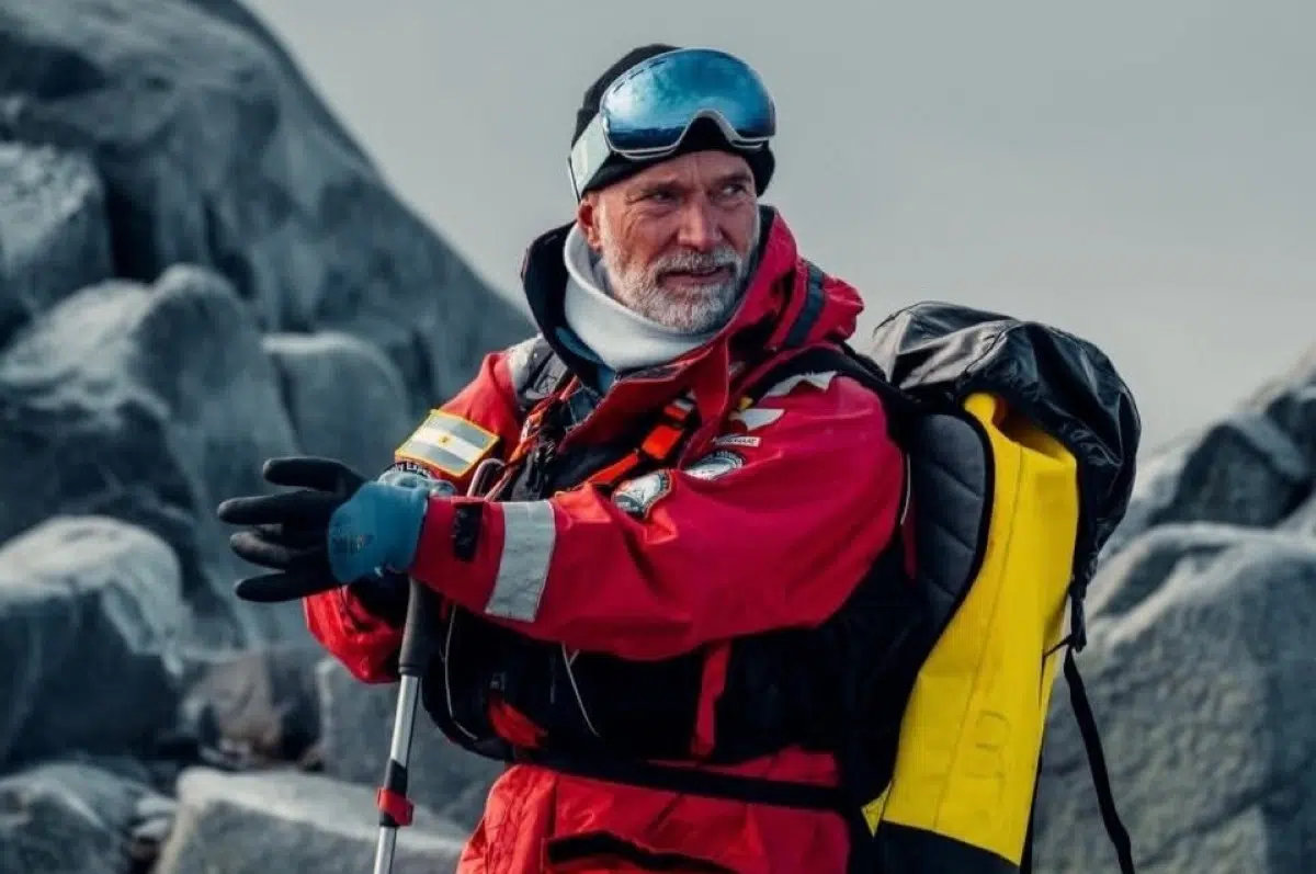 Who is Fernando Tarapow, the Argentine nominated for the Shackleton Medal for his environmental defense of Antarctica?