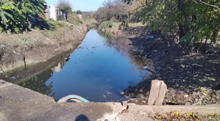 Escobar hat mehr als 200 Tonnen Abfälle aus dem Arroyo Pinazo entfernt, um Überschwemmungen im Bezirk Buenos Aires zu verhindern. Foto: Zona Norte Hoy.