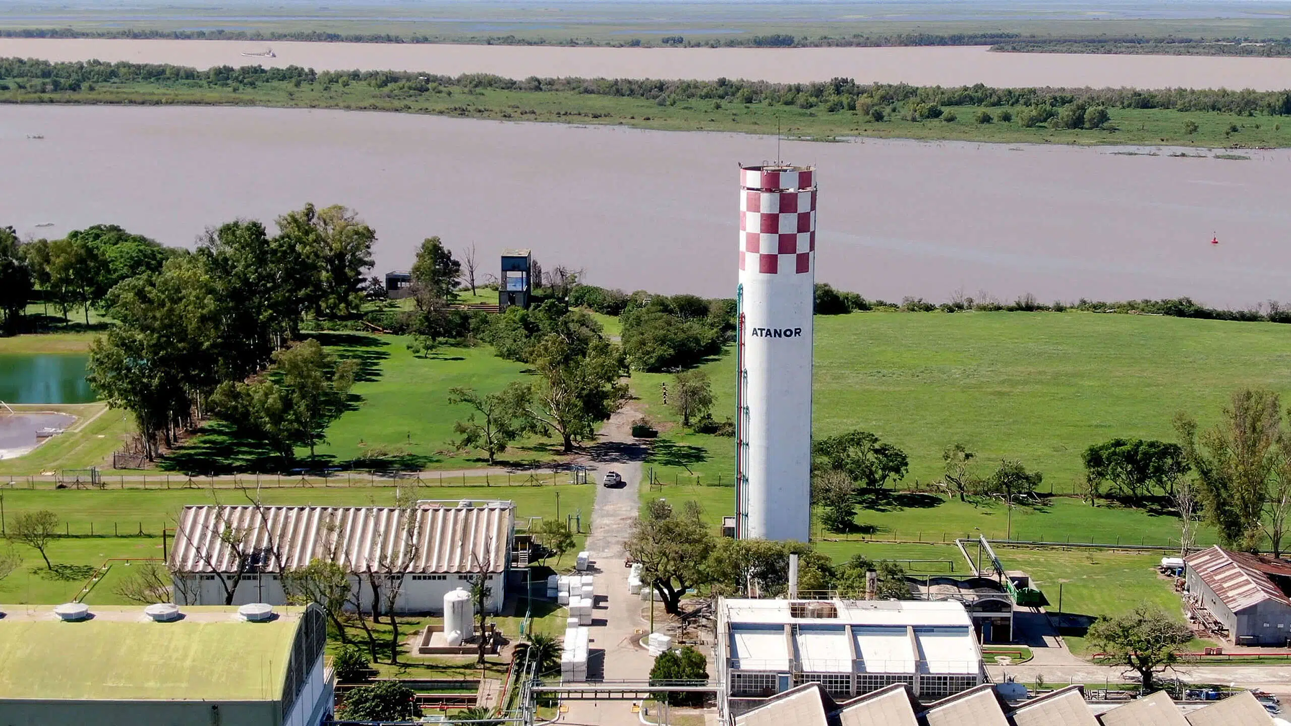 Pollution in the Paraná River: Greenpeace and FOMEA Demand Strict Controls in the Dismantling of Atanor