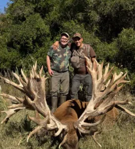 Investigating alleged smuggling of protected wildlife and illegal handling of species in a hunting reserve in Entre Ríos. Photo: ERA Verde. 