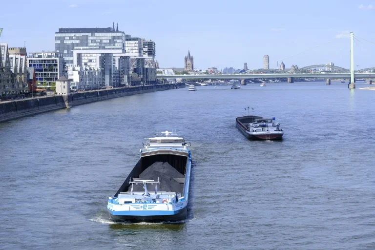 Alemania construye en Colonia la mayor bomba de calor fluvial de Europa: energía del Rin para 50.000 hogares