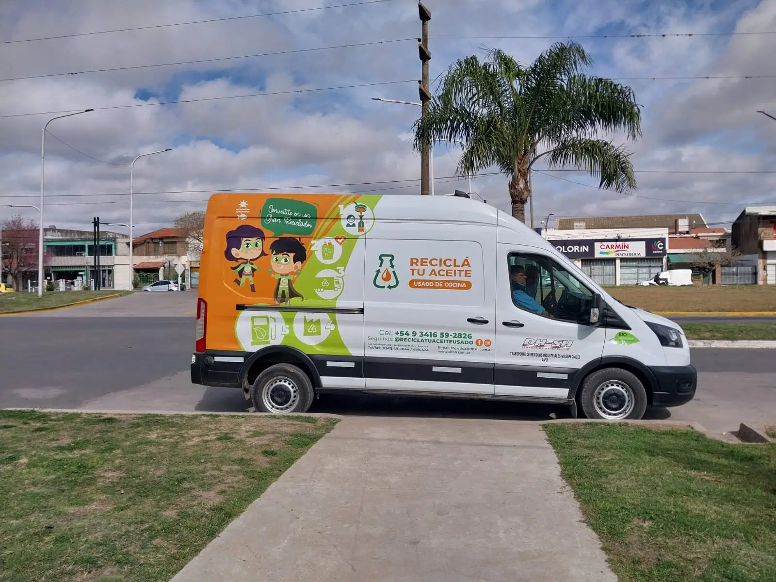 Santa Fe strengthens the Recycle Your Oil campaign: from contaminant waste to sustainable biofuel