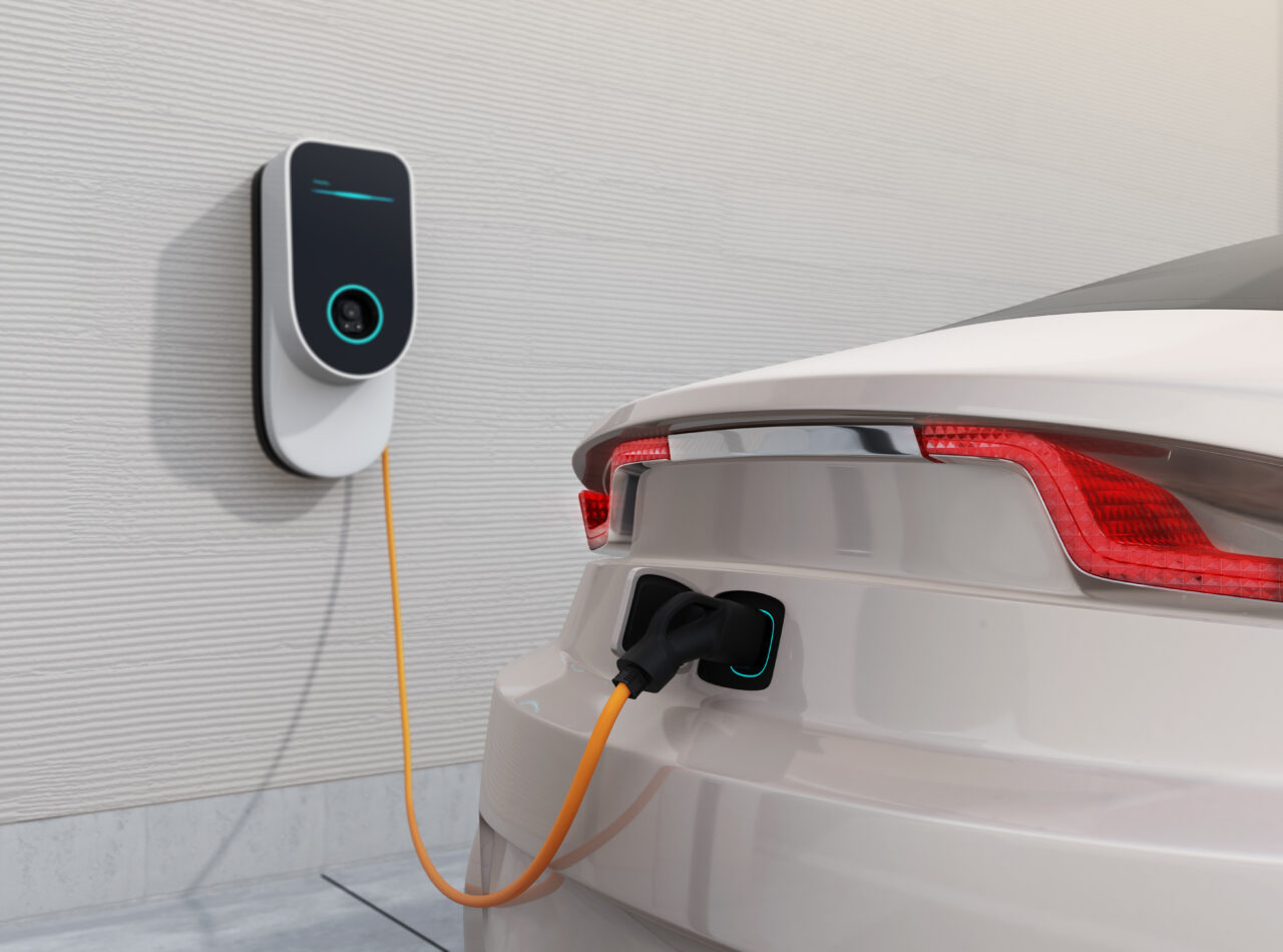 Die Kaskadenschaltung funktioniert auch für die Wallbox Bild: Wallbox lädt Elektroauto auf