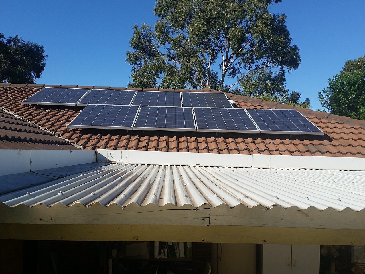 Betreiber von PV-Anlagen profitieren sehr von den neuen Änderungen Bild: PV-Anlage auf Dach