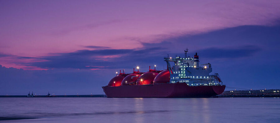 Bild: LNG Tanker liefern Gas