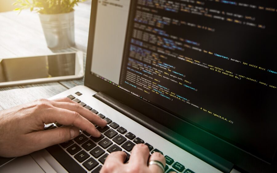 Kubernetes wird stetig weiter entwickelt Bild: Kubernetes vs. Docker