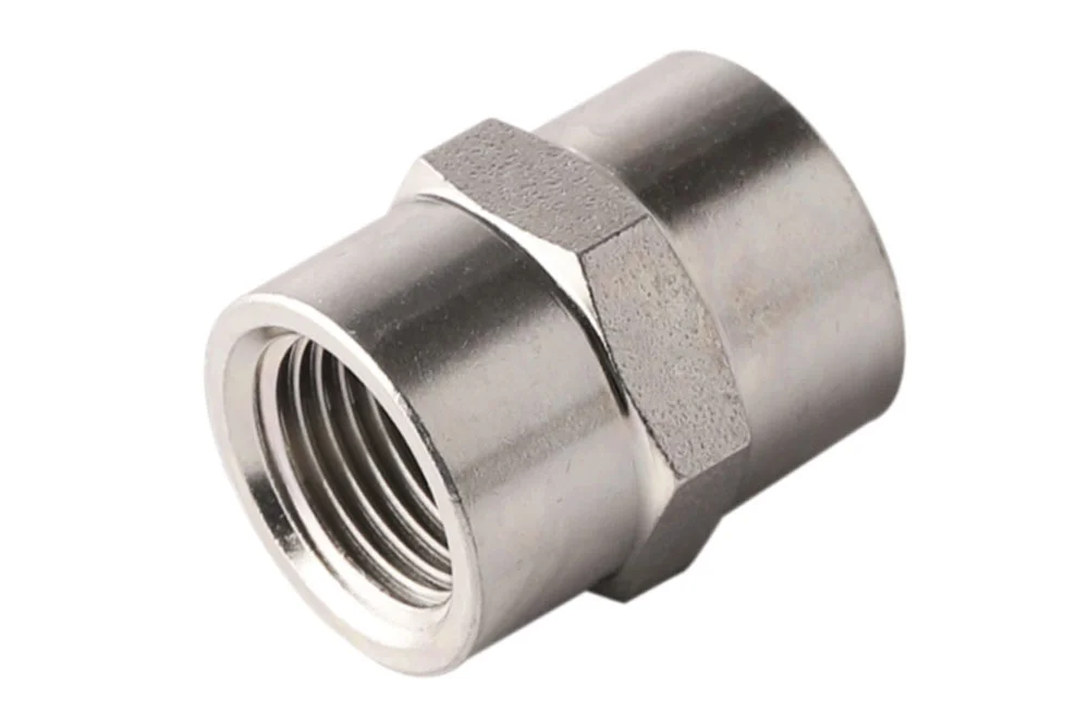 Adapteris su vidiniu NPT sriegiu, nerūdijantis plienas, tipas A302