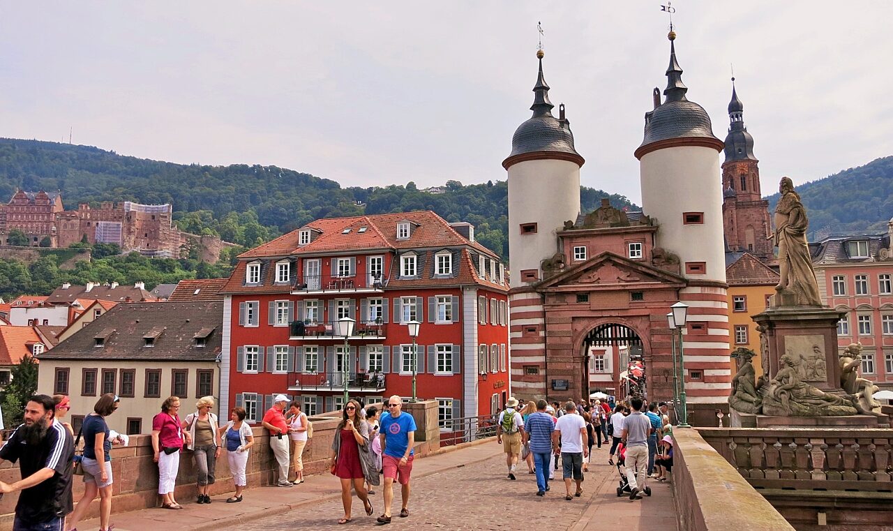 Energieberatung, Sanierung und Förderung von RENEWA in Heidelberg Die Stadt Heidelberg