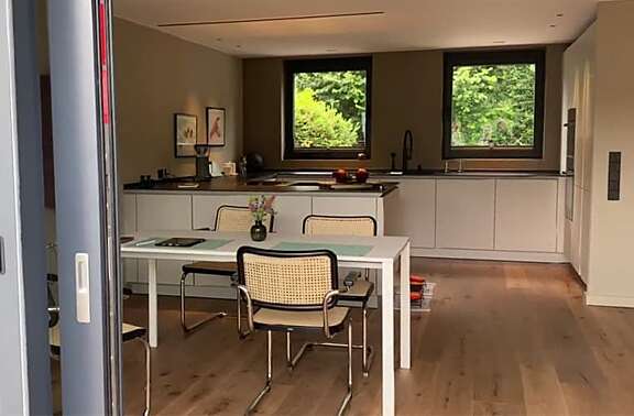 Küche und Esszimmer nach der Sanierung mit RENEWA Küche und Esszimmer nach einer Sanierung