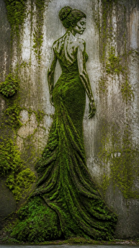 full-length portrait of an elegant figure — Moss Graffiti Street Art Style