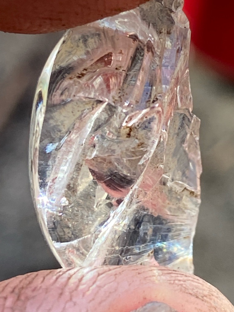 Natural diamond crystal fragment - Rough / Uncut irregular fragment