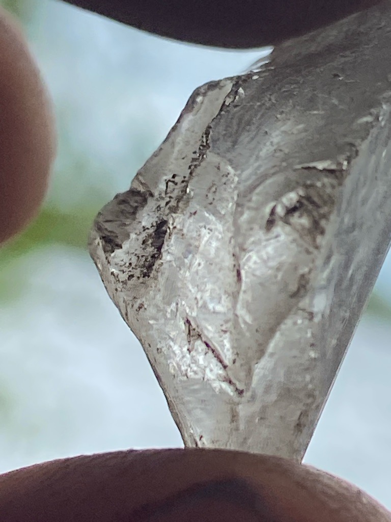 Natural diamond rough crystal (or mineral specimen) - Rough / Uncut octahedral or irregular fragment