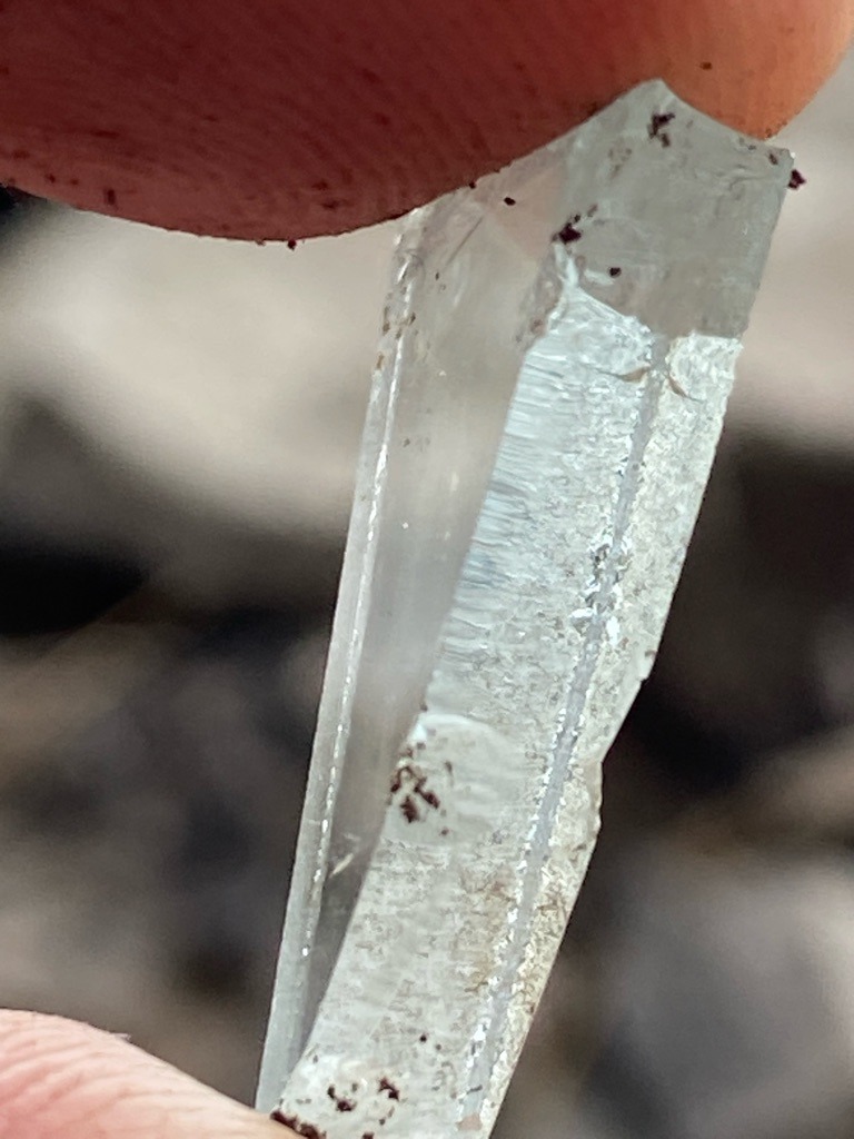 Natural diamond crystal (rough octahedral/macdle formation) - Rough crystal / Uncut elongated crystal structure