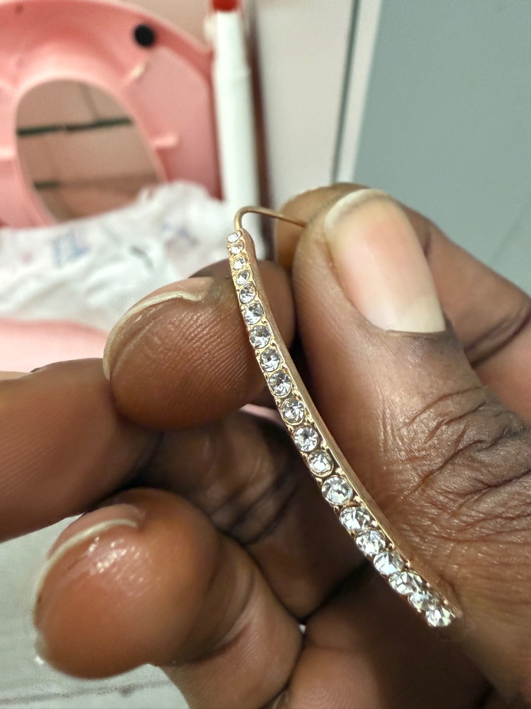 Cubic Zirconia or Glass Simulant (Costume Jewelry) - Round