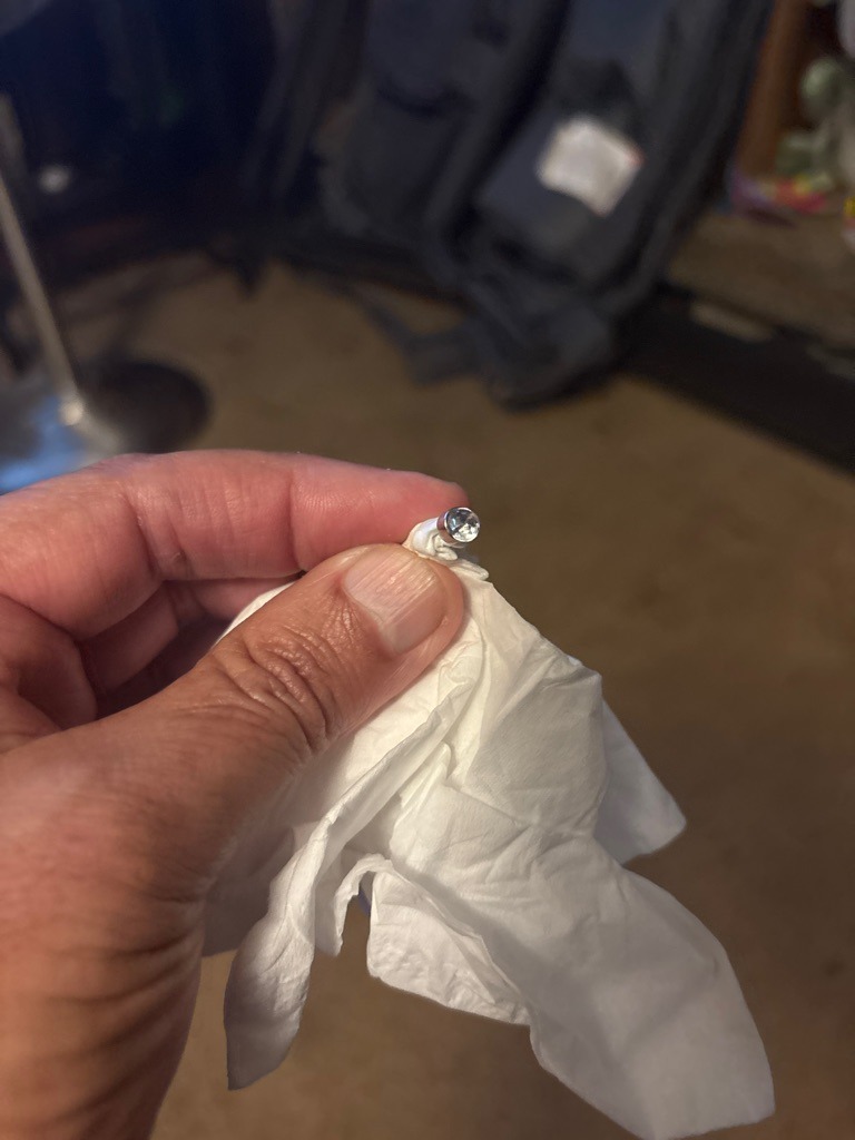 Likely Simulated (Cubic Zirconia or Crystal) - Round Brilliant
