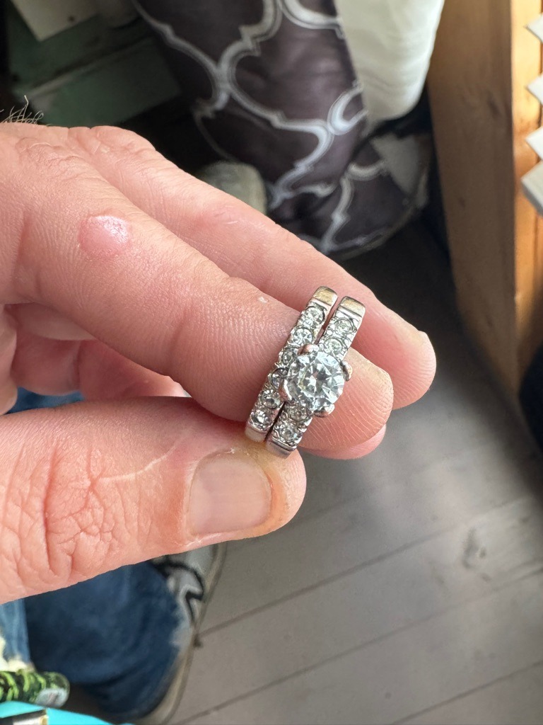 Natural Diamond - Round Brilliant