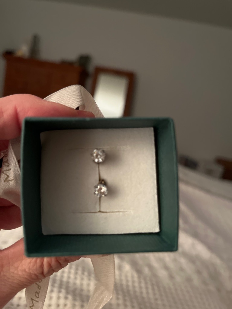 Natural Diamond - Round Brilliant
